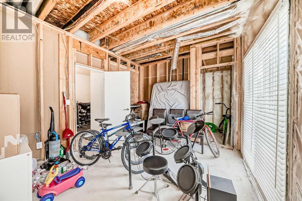 Single Family House for Sale in  Copperstone Manor SE Copperfield Calgary 