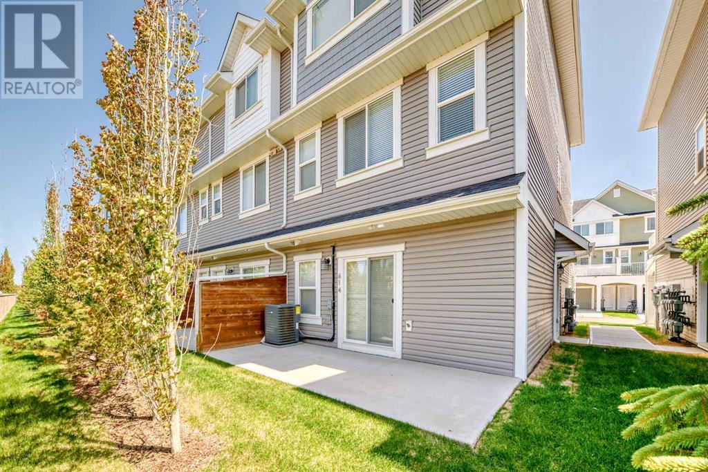 Single Family House for Sale in  Copperstone Manor SE Copperfield Calgary 