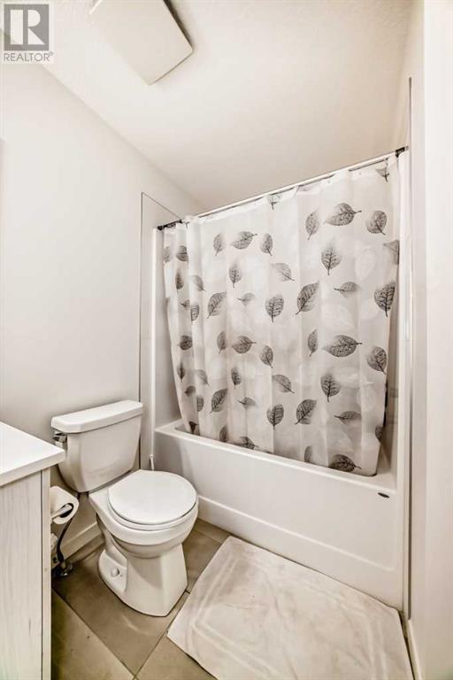 Single Family House for Sale in  Copperstone Manor SE Copperfield Calgary 