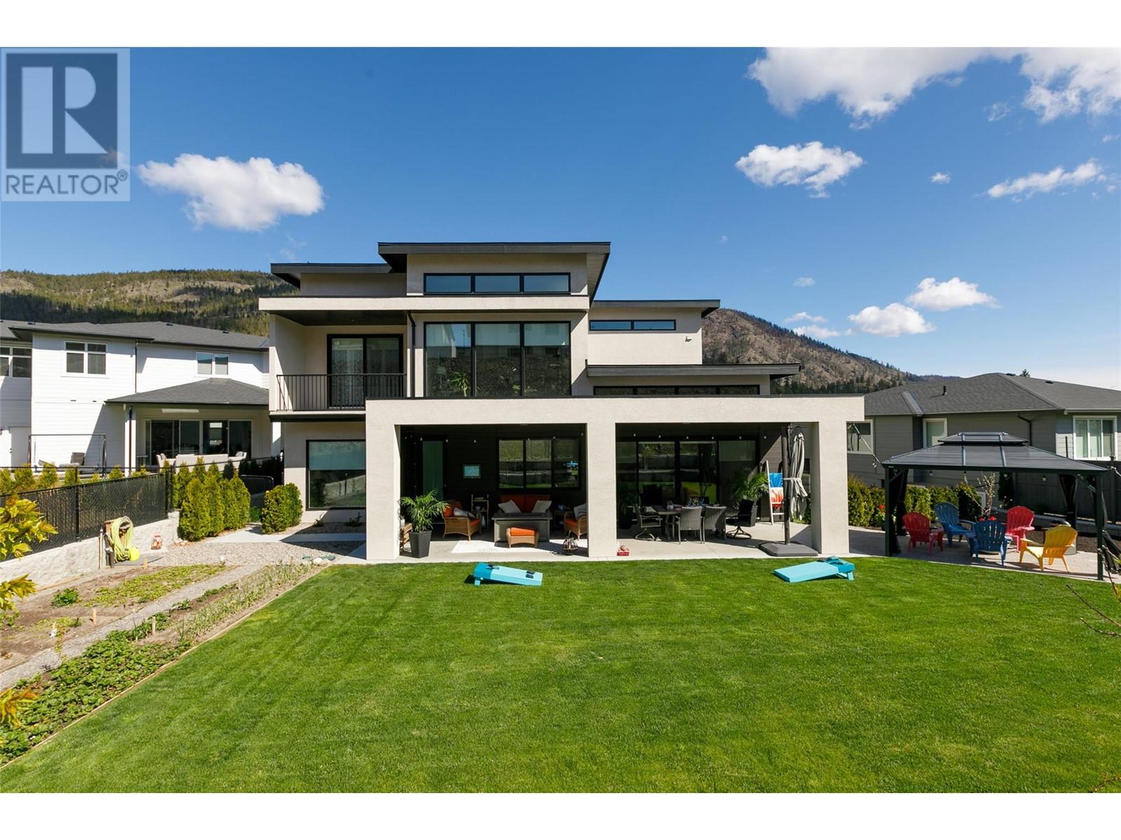 2759 Canyon Crest Drive, West Kelowna