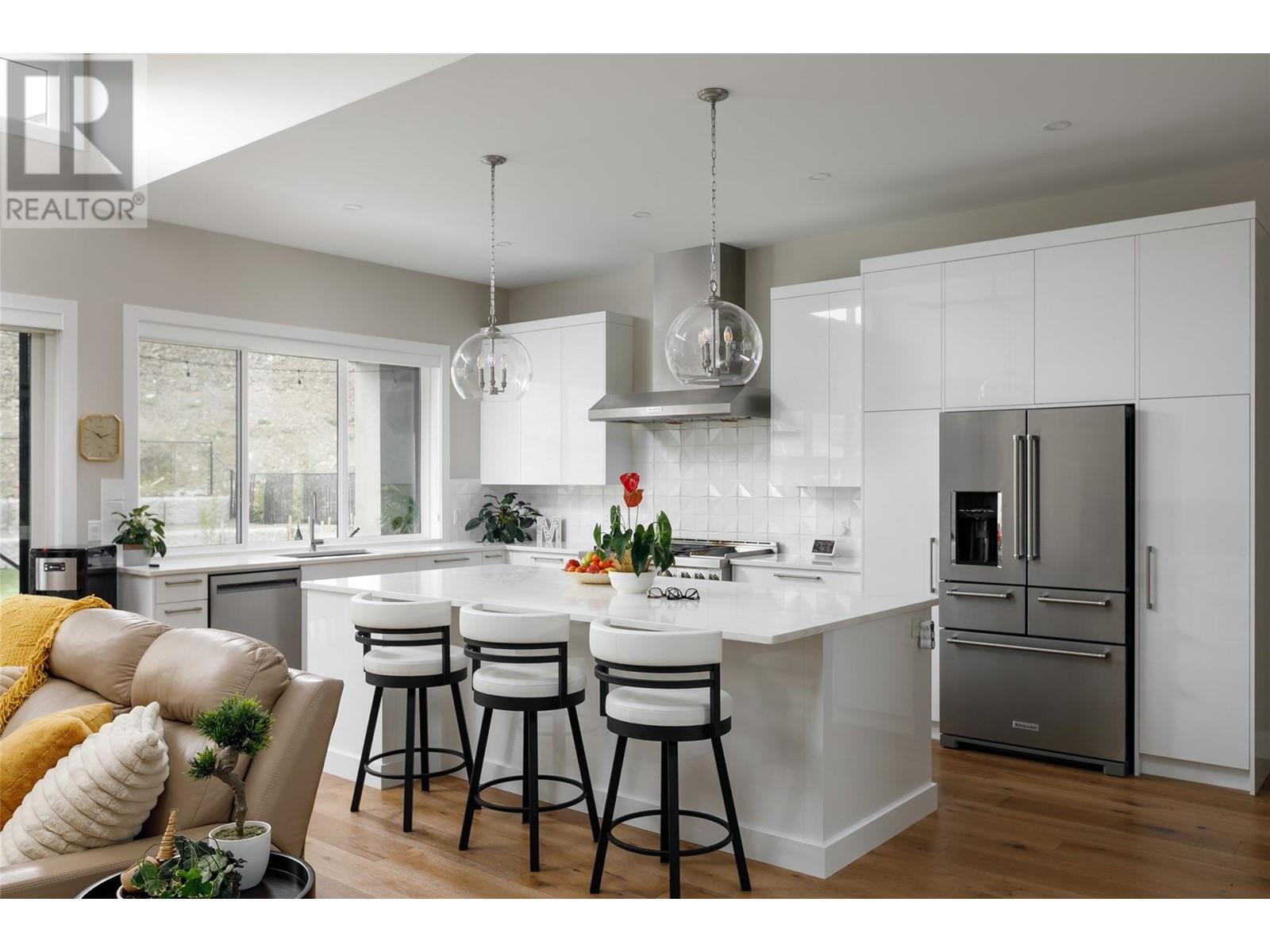2759 Canyon Crest Drive, West Kelowna