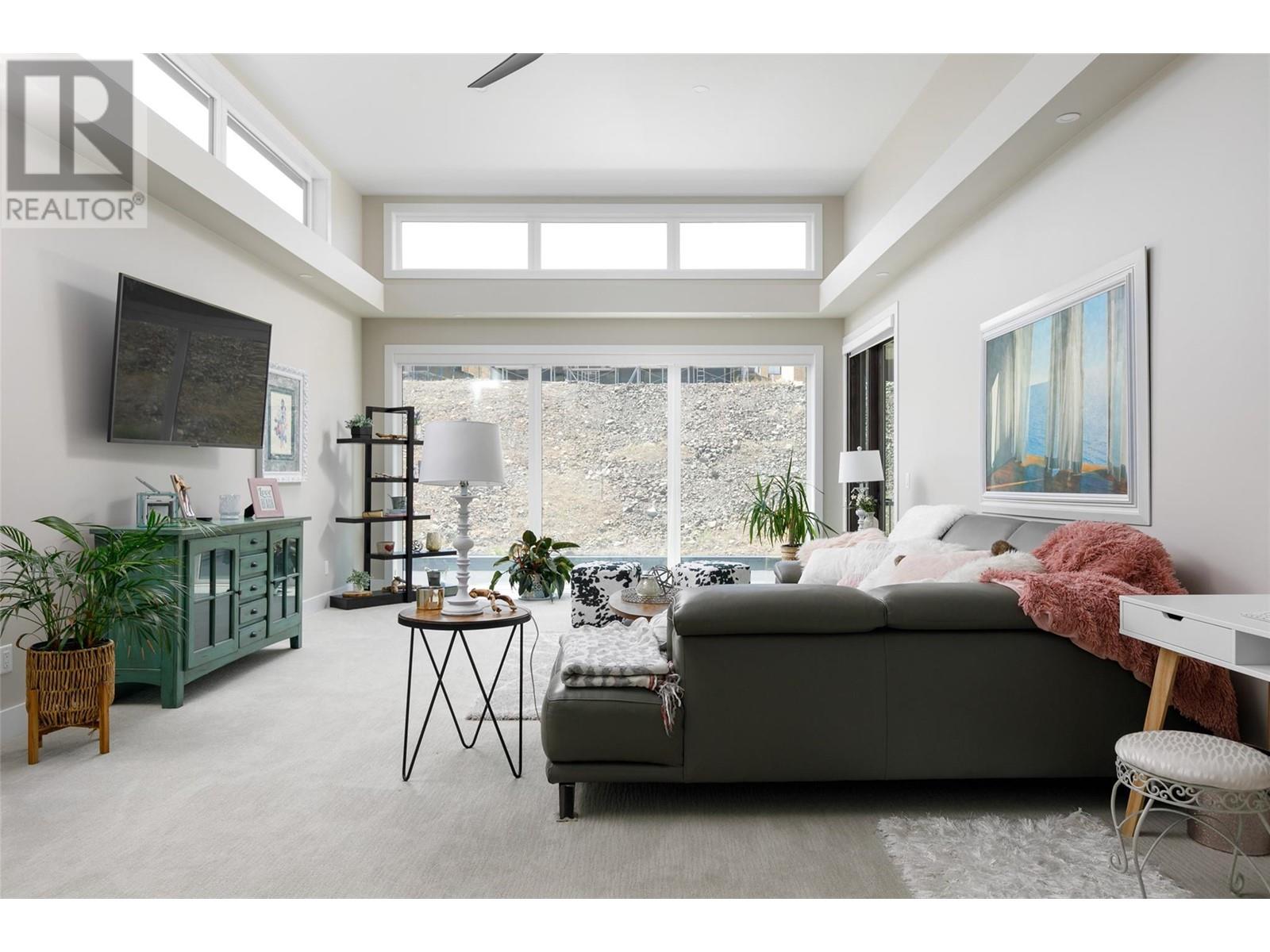 2759 Canyon Crest Drive, West Kelowna
