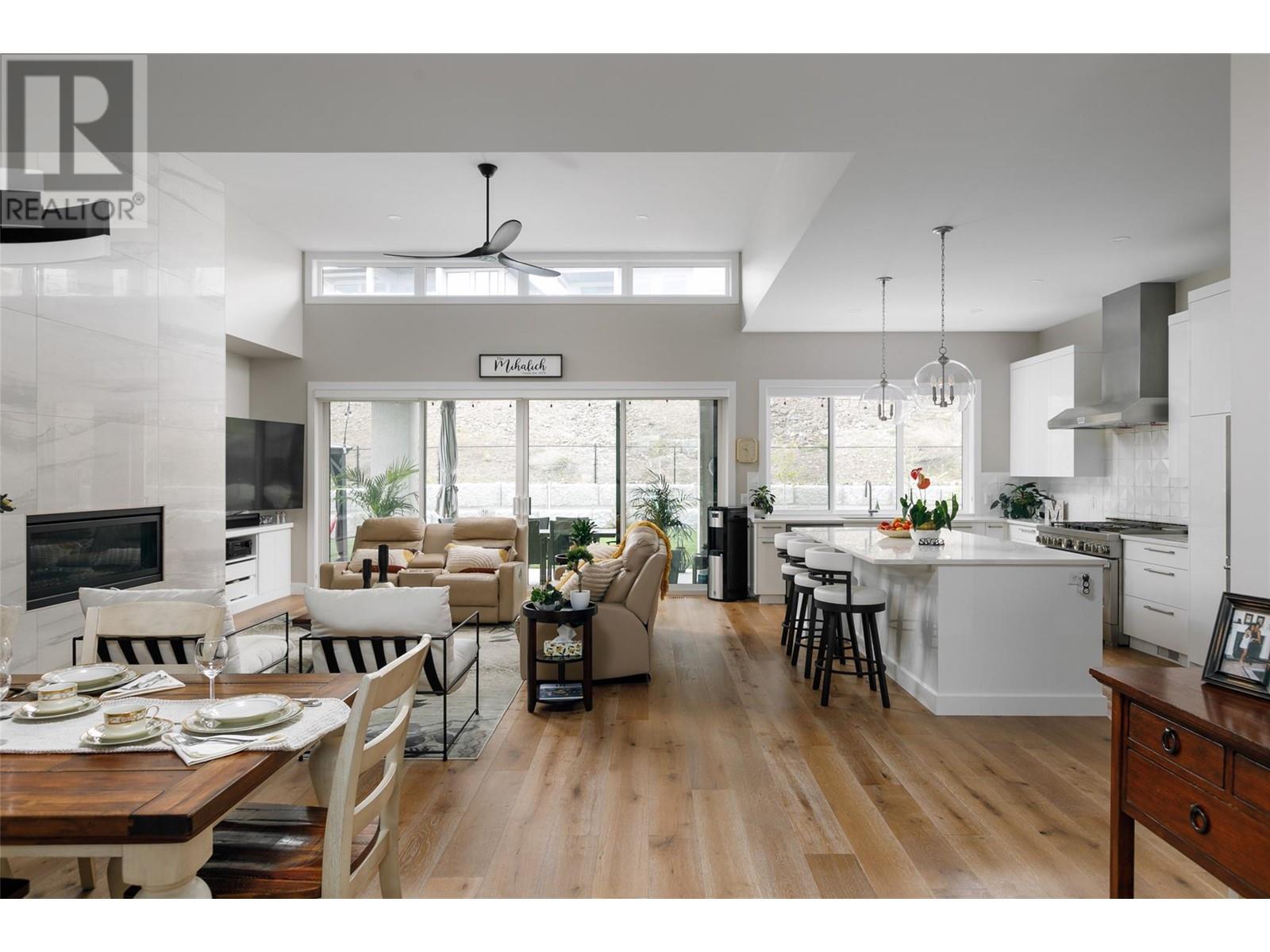 2759 Canyon Crest Drive, West Kelowna