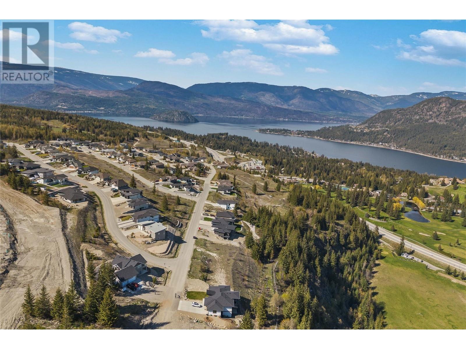 Photo 12 of 62 Highlands Drive, Blind Bay BC