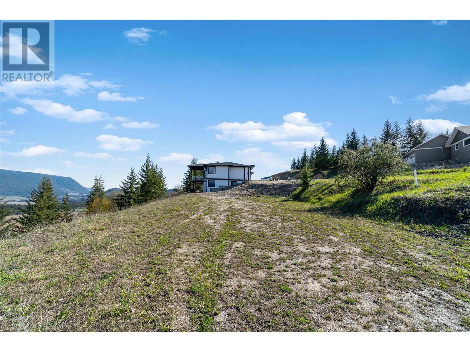 Photo 34 of 62 Highlands Drive, Blind Bay BC