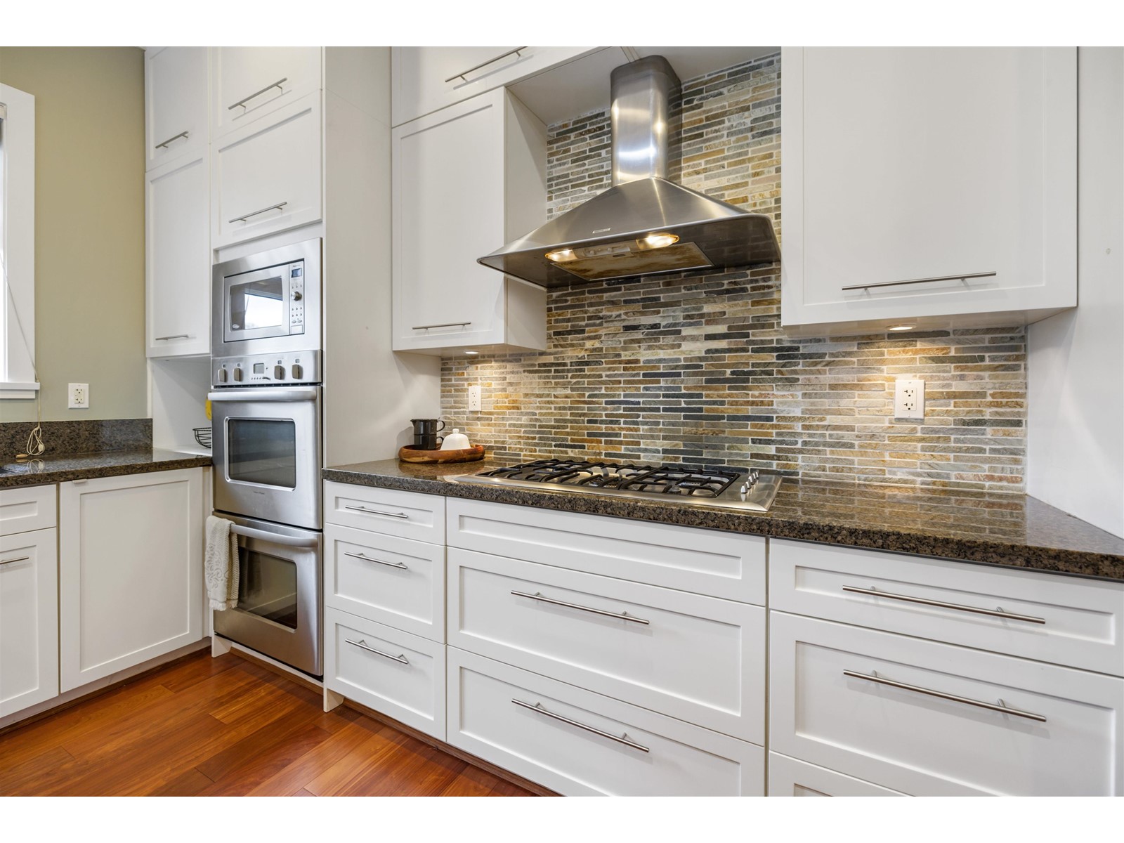 Photo 12 of 46 3109 161 Street, Surrey BC