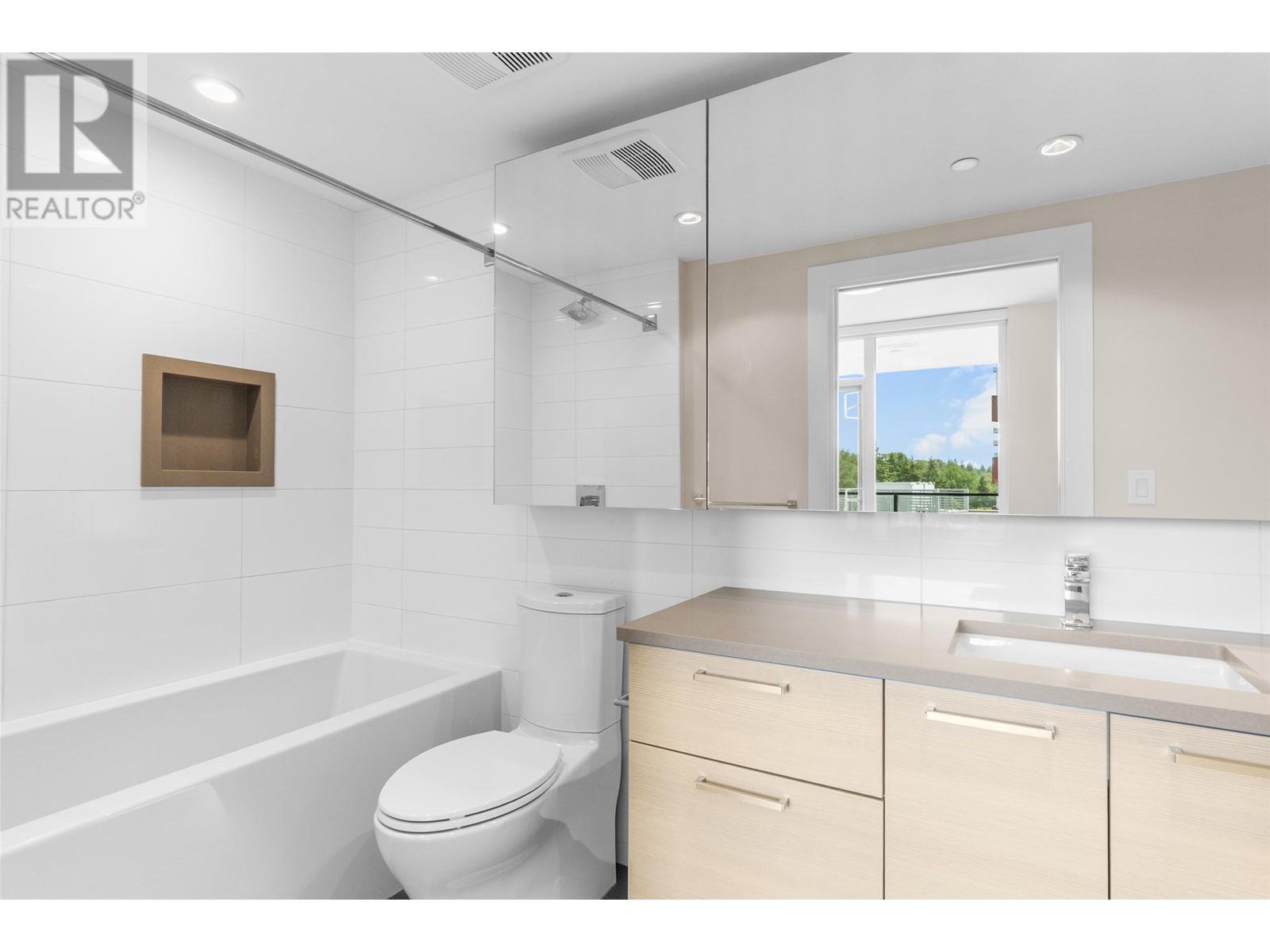 1306 8533 RIVER DISTRICT CROSSING, Vancouver real estate listing R3009171