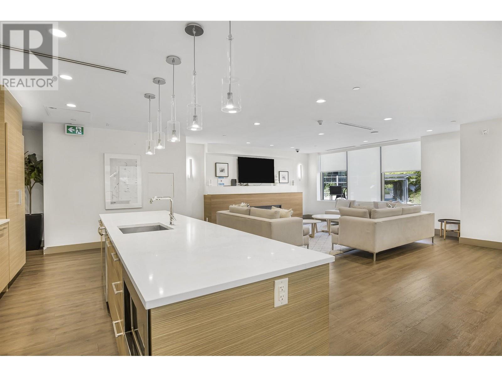 1306 8533 RIVER DISTRICT CROSSING, Vancouver real estate listing R3009171