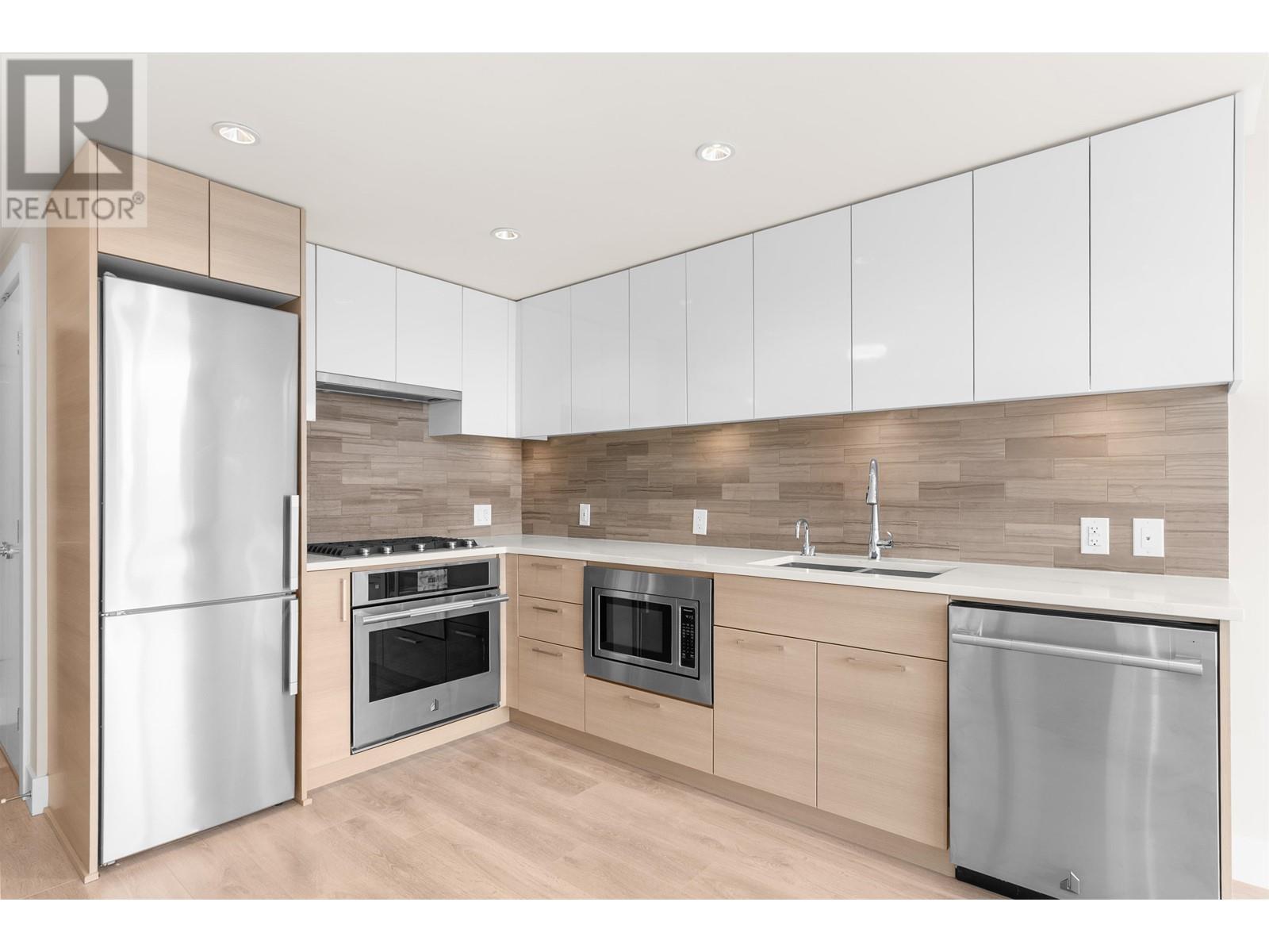 1306 8533 RIVER DISTRICT CROSSING, Vancouver real estate listing R3009171