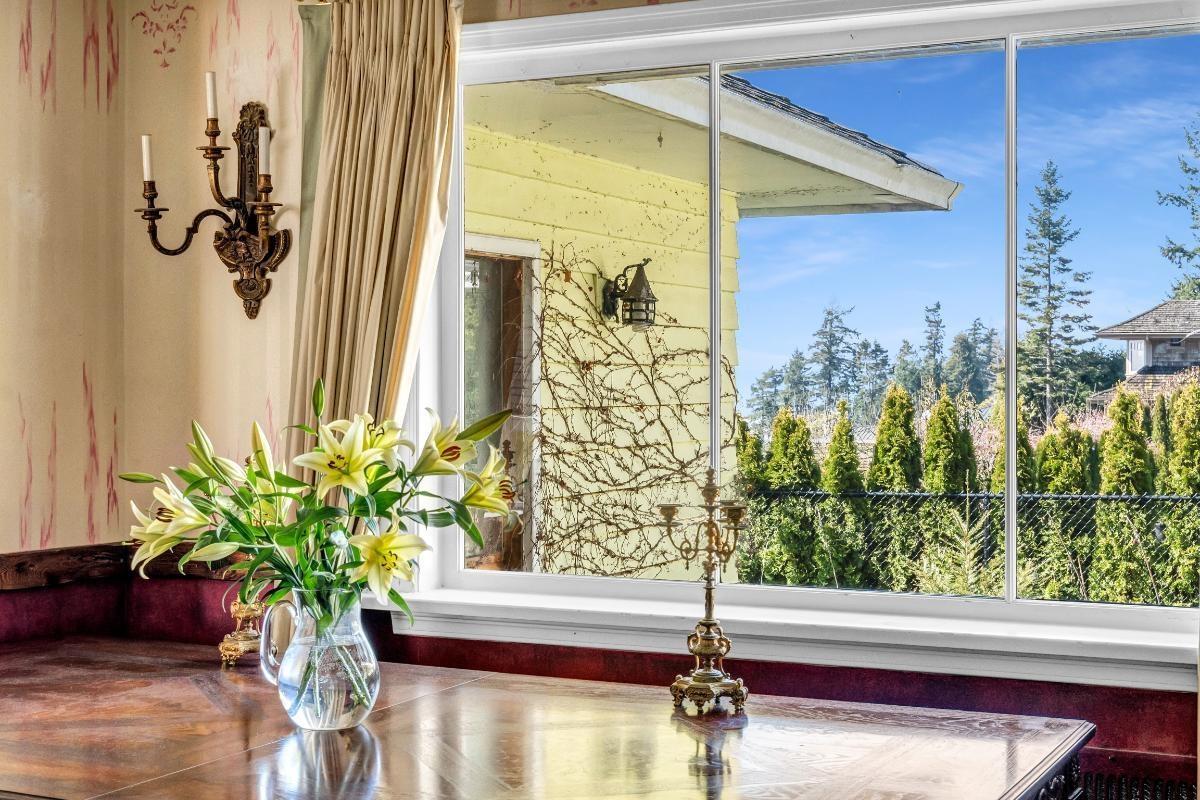 13706 MARINE DRIVE, White Rock real estate listing R2952897