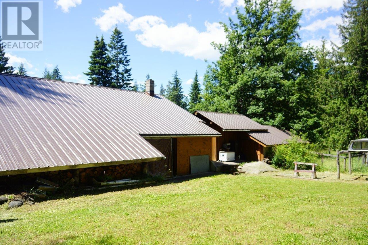 7047 Harrop-Procter Road, Harrop