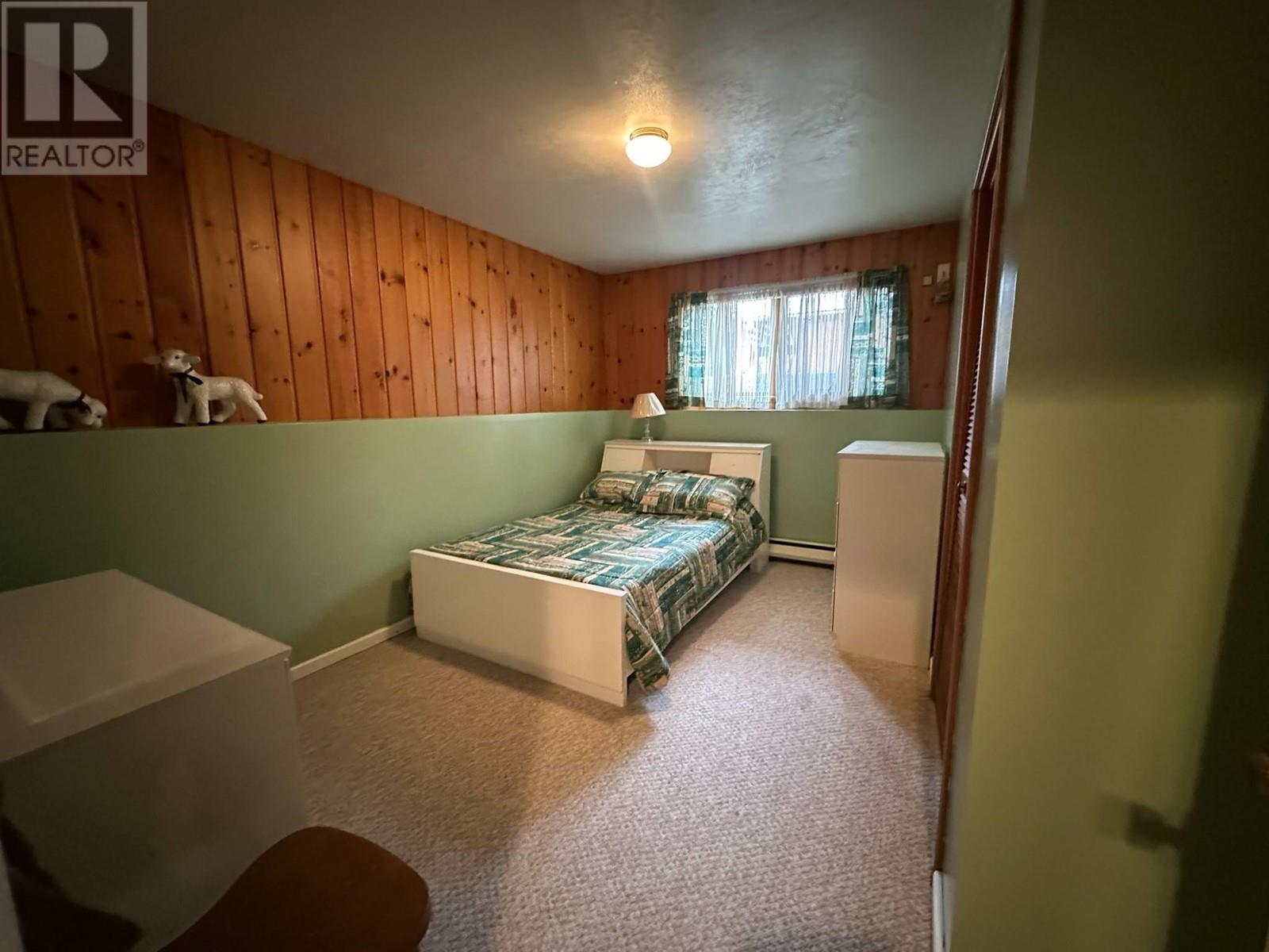 7047 Harrop-Procter Road, Harrop
