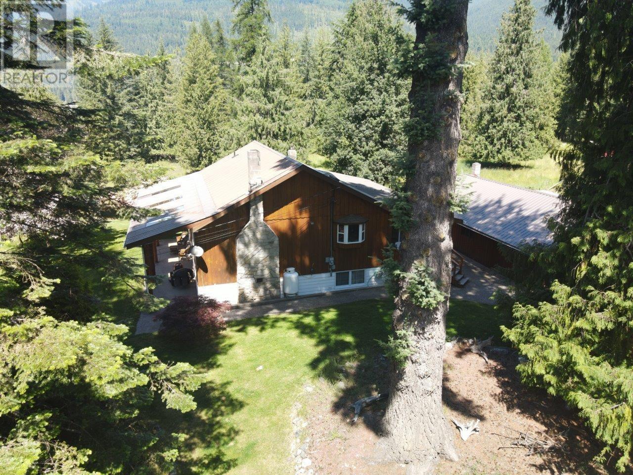 7047 Harrop-Procter Road, Harrop