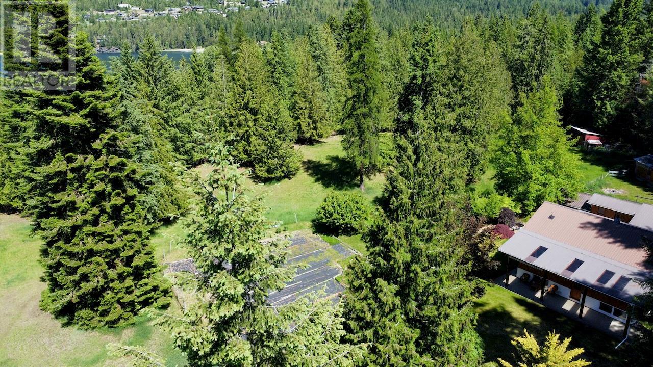 7047 Harrop-Procter Road, Harrop