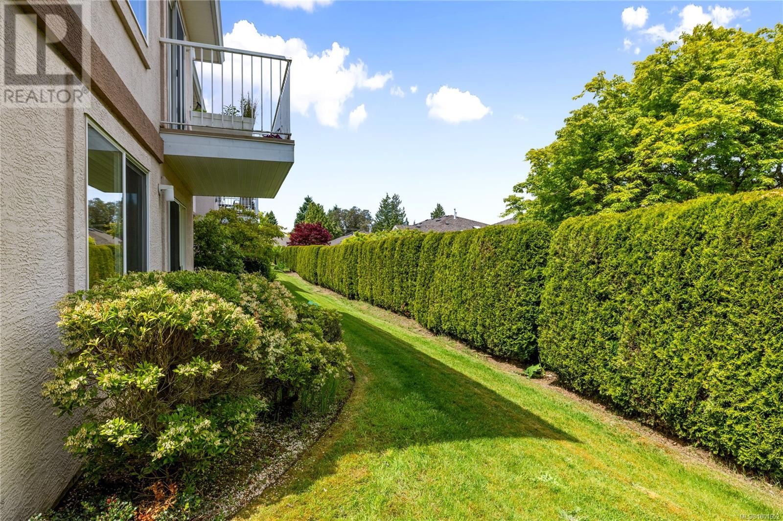 Photo 2 of 6339 Savary St, Nanaimo BC