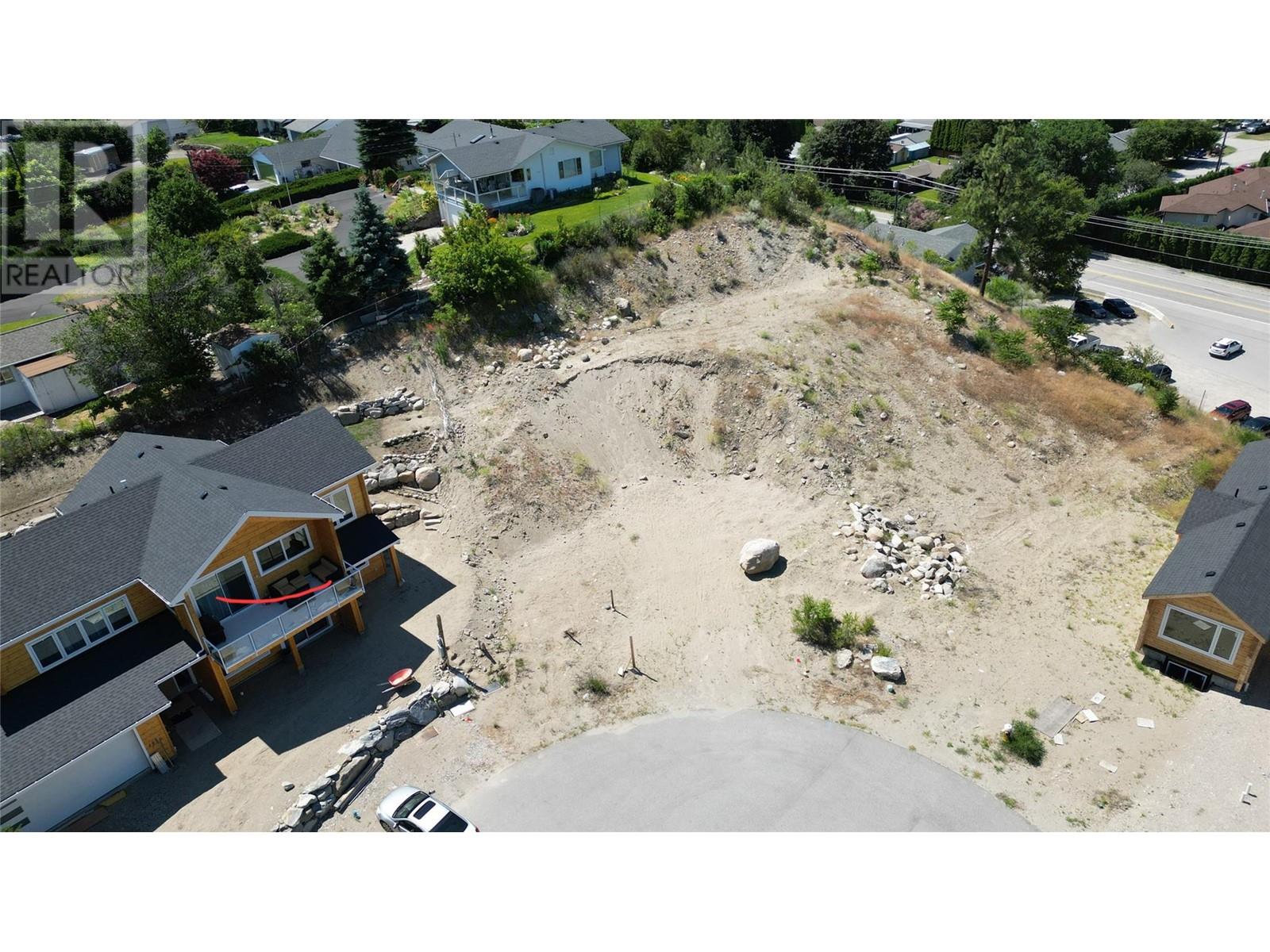  4845 Bassett Avenue, Okanagan Falls