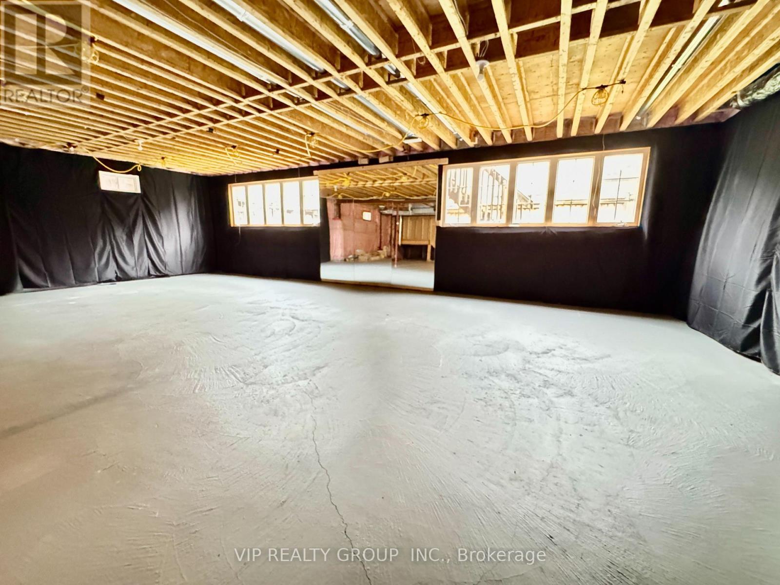 Single Family House for Sale in  YATES AVENUE Vaughan (Patterson) 