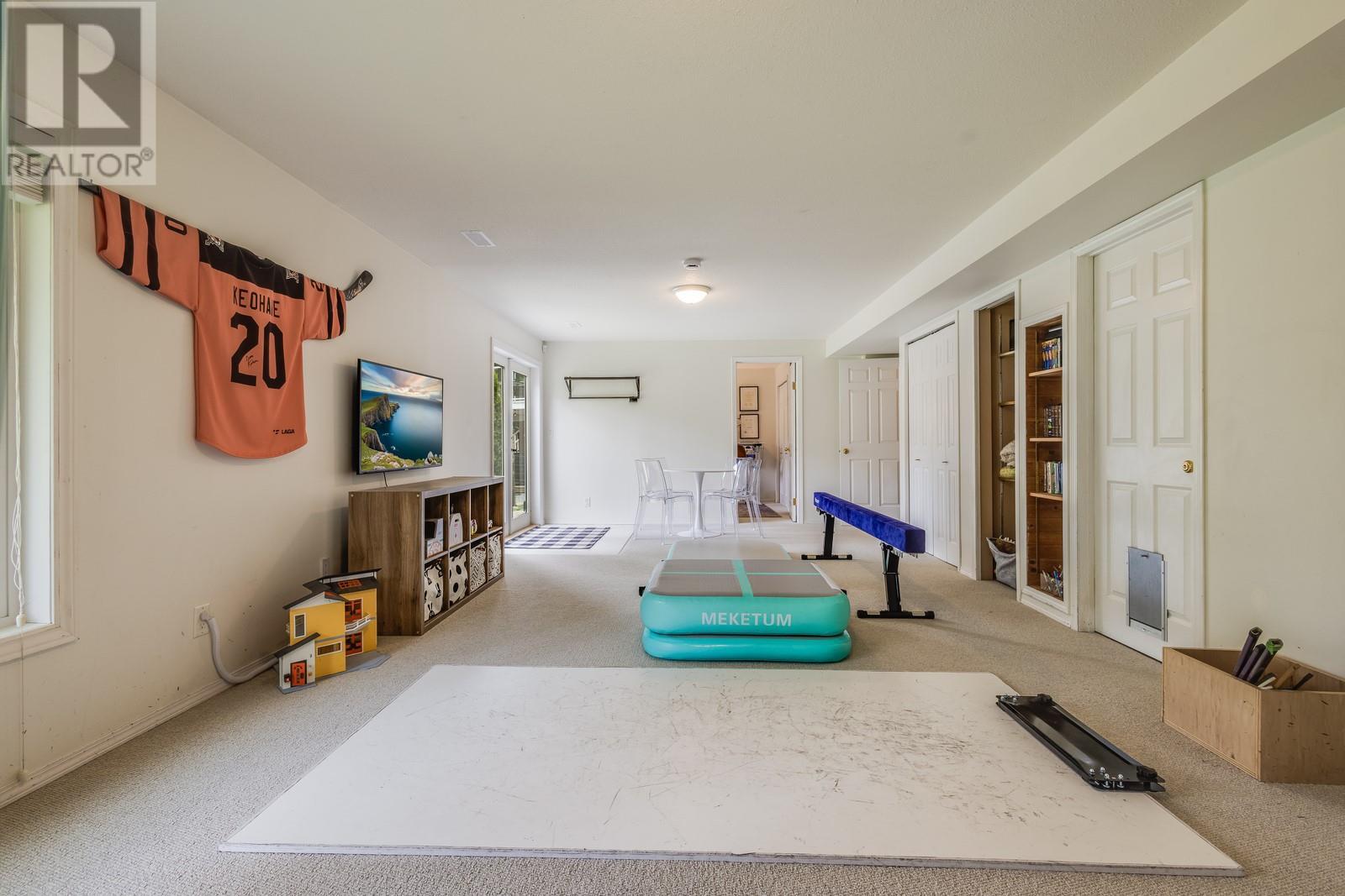  3165 Coventry Crescent, West Kelowna