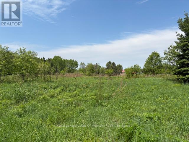 Photo 8 of 351 Ravenscliffe Road, Huntsville ON