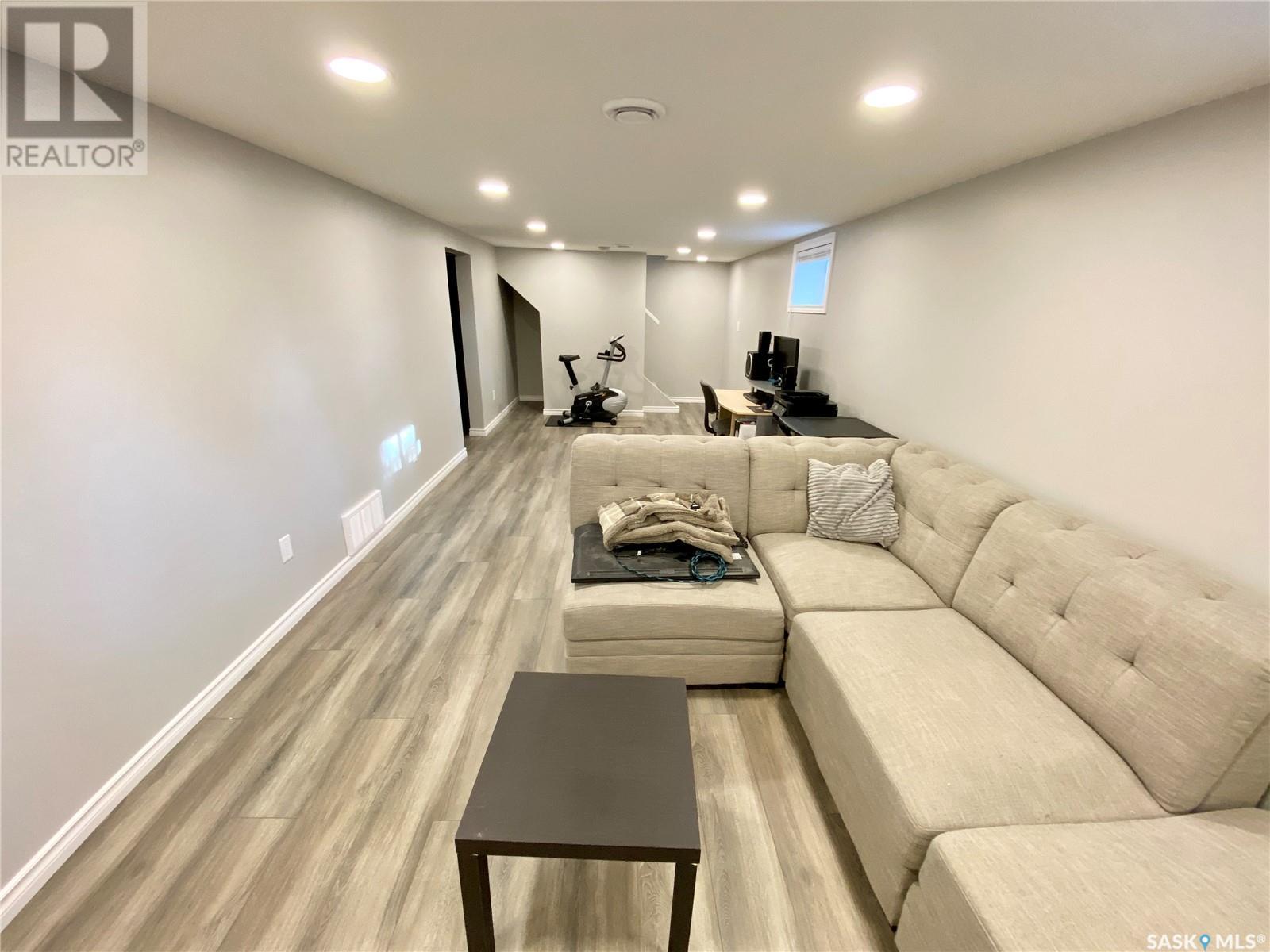 Single Family House Bungalow for Sale in  ROYAL STREET Regina 