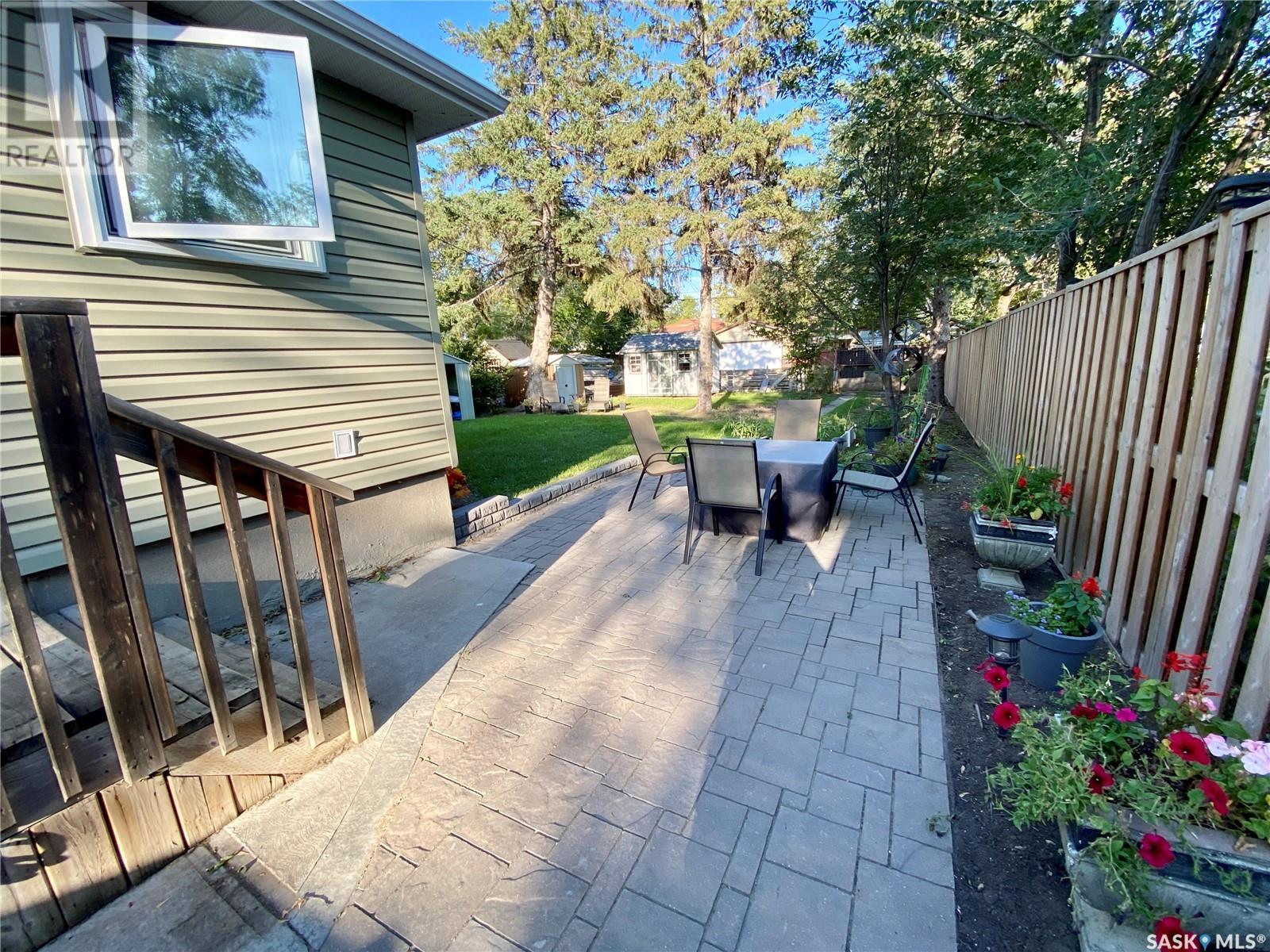 Single Family House Bungalow for Sale in  ROYAL STREET Regina 