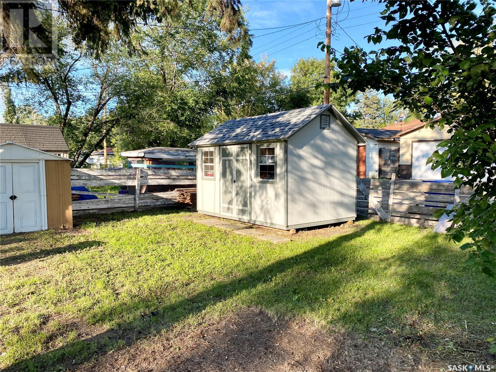 Single Family House Bungalow for Sale in  ROYAL STREET Regina 