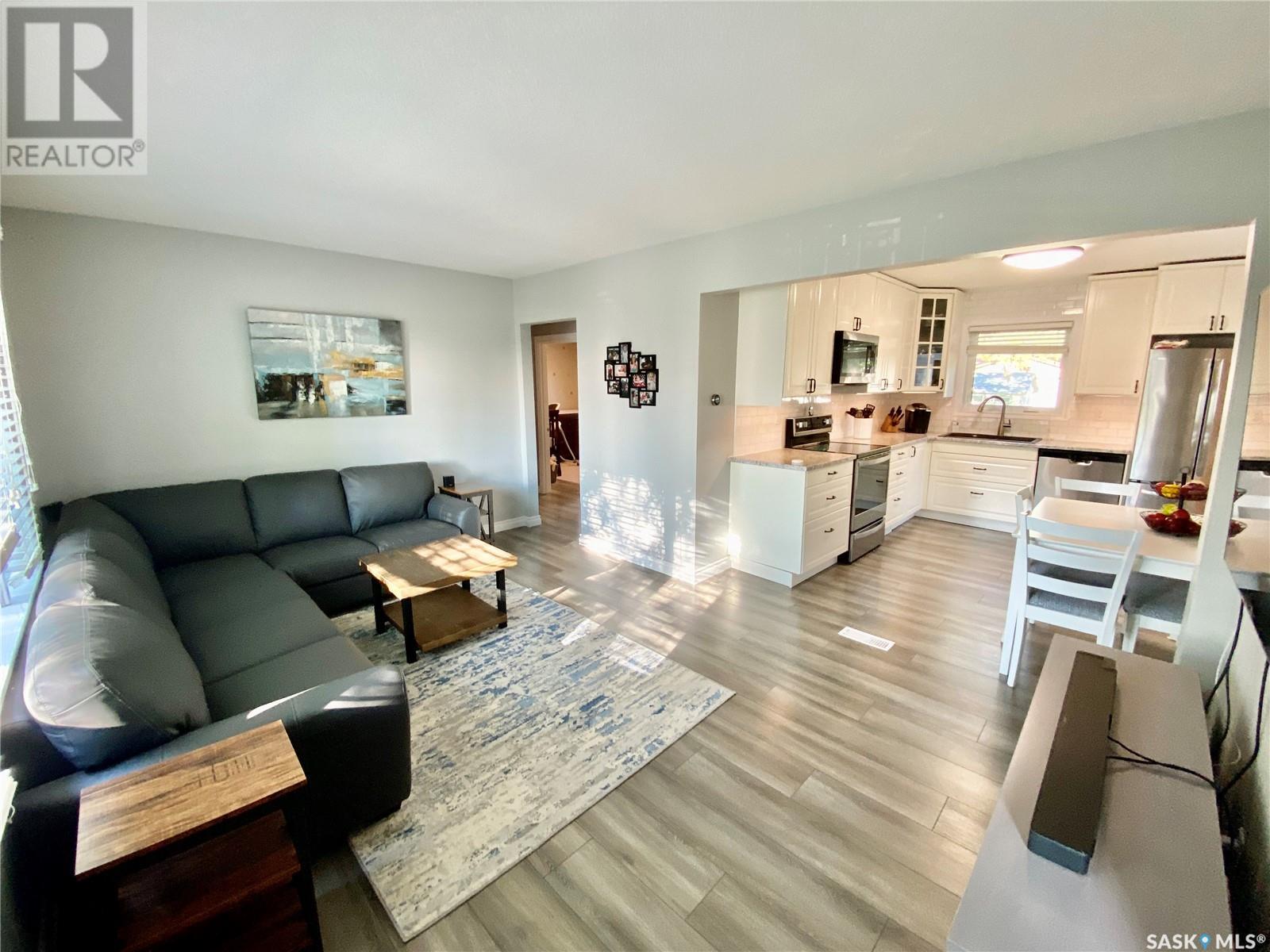 Single Family House Bungalow for Sale in  ROYAL STREET Regina 