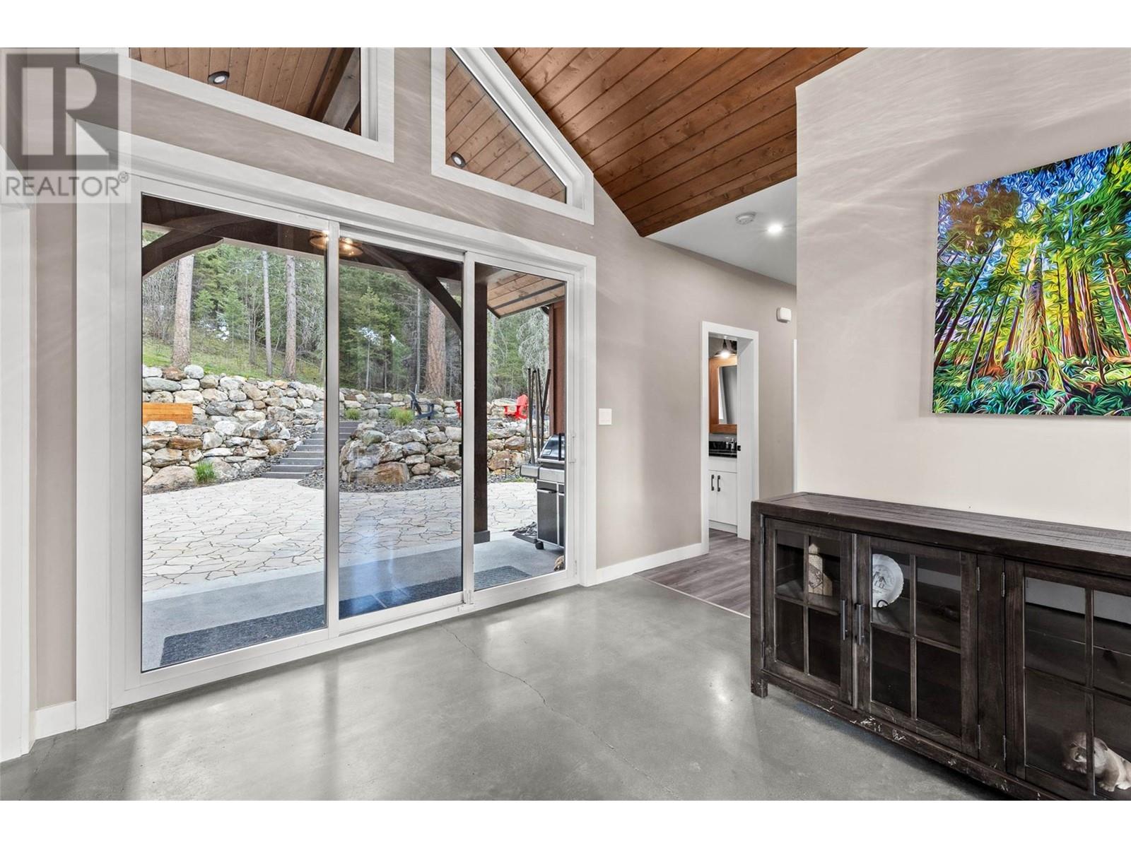 6560 FAWNHILL Road, Kamloops
