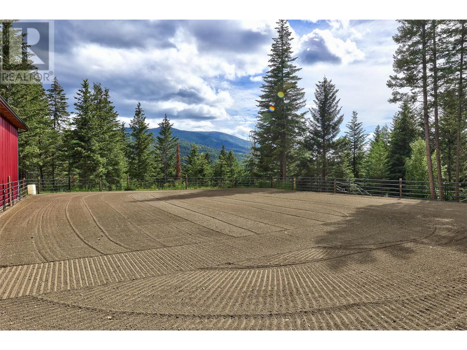6560 FAWNHILL Road, Kamloops
