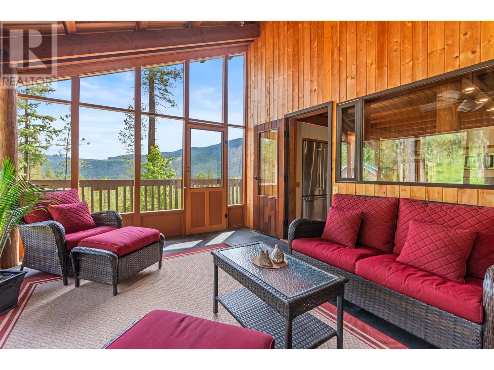 1099 Enderby Mabel Lake Road, Enderby