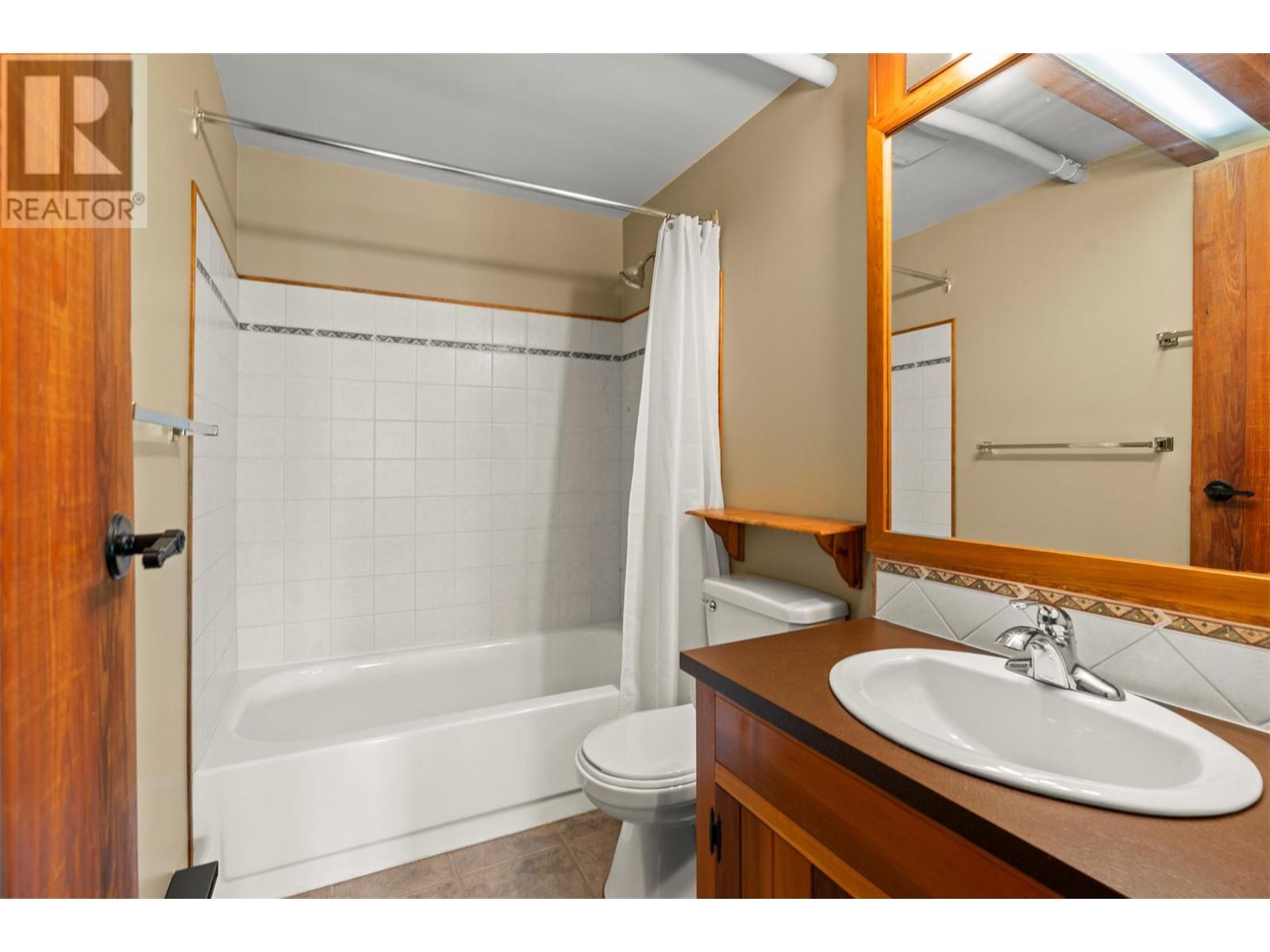  1099 Enderby Mabel Lake Road, Enderby