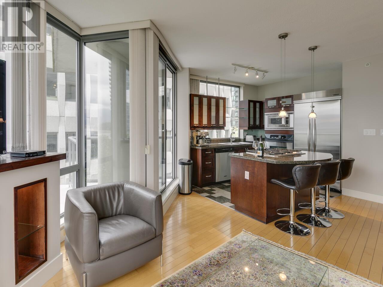 Photo 5 of 601 1228 W Hastings Street, Vancouver BC