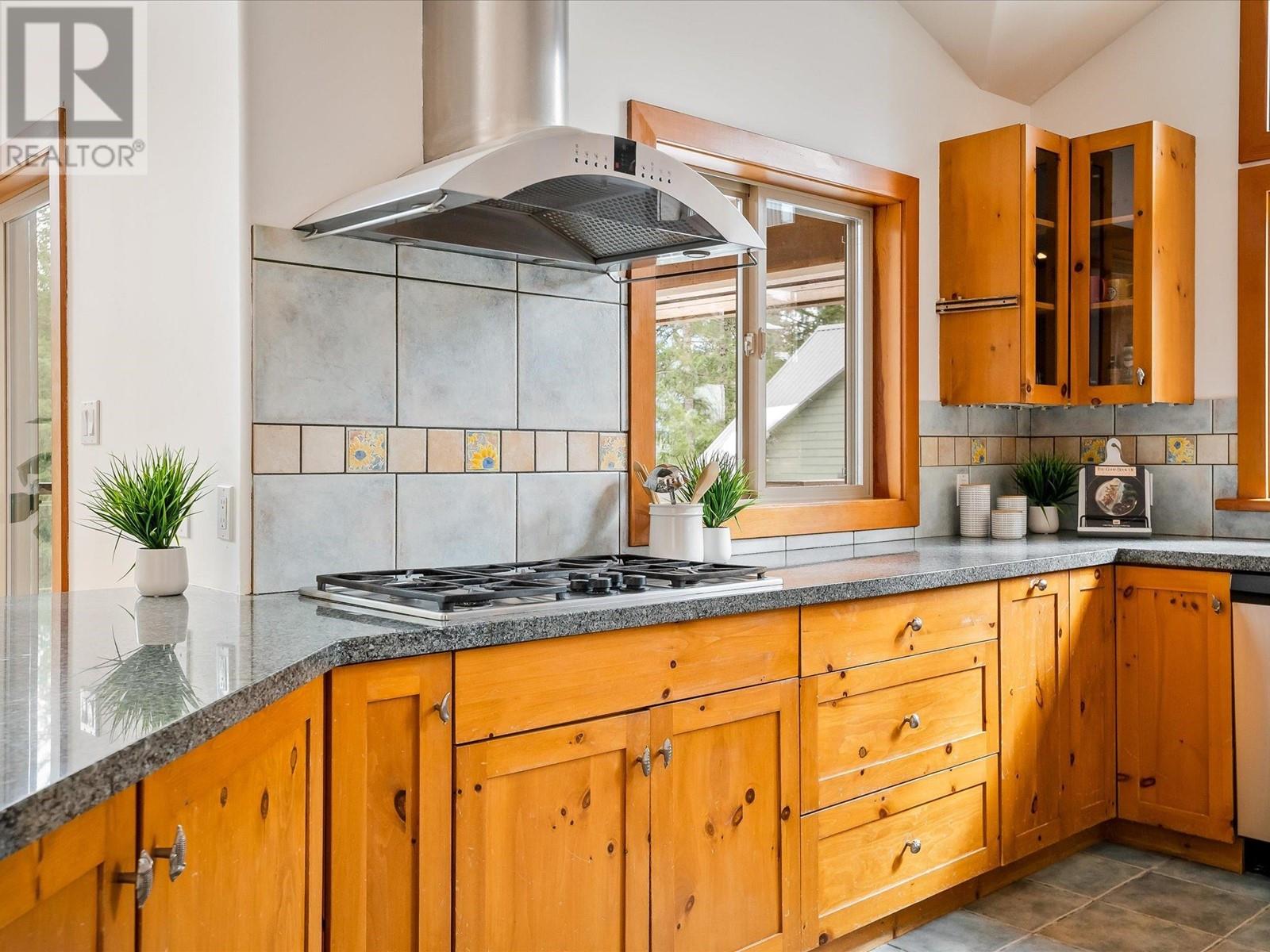 8349 NEEDLES DRIVE, Whistler