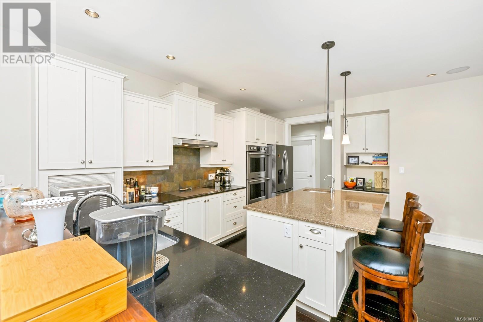 Photo 14 of 7338 Walton Mountain Rd, Duncan BC