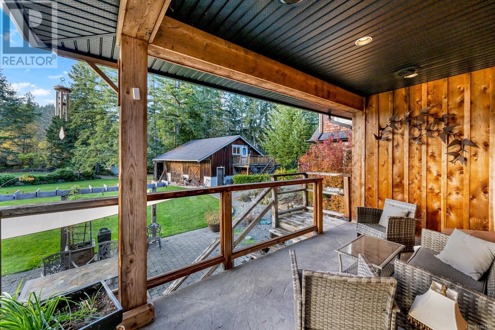 Photo 10 of 7338 Walton Mountain Rd, Duncan BC