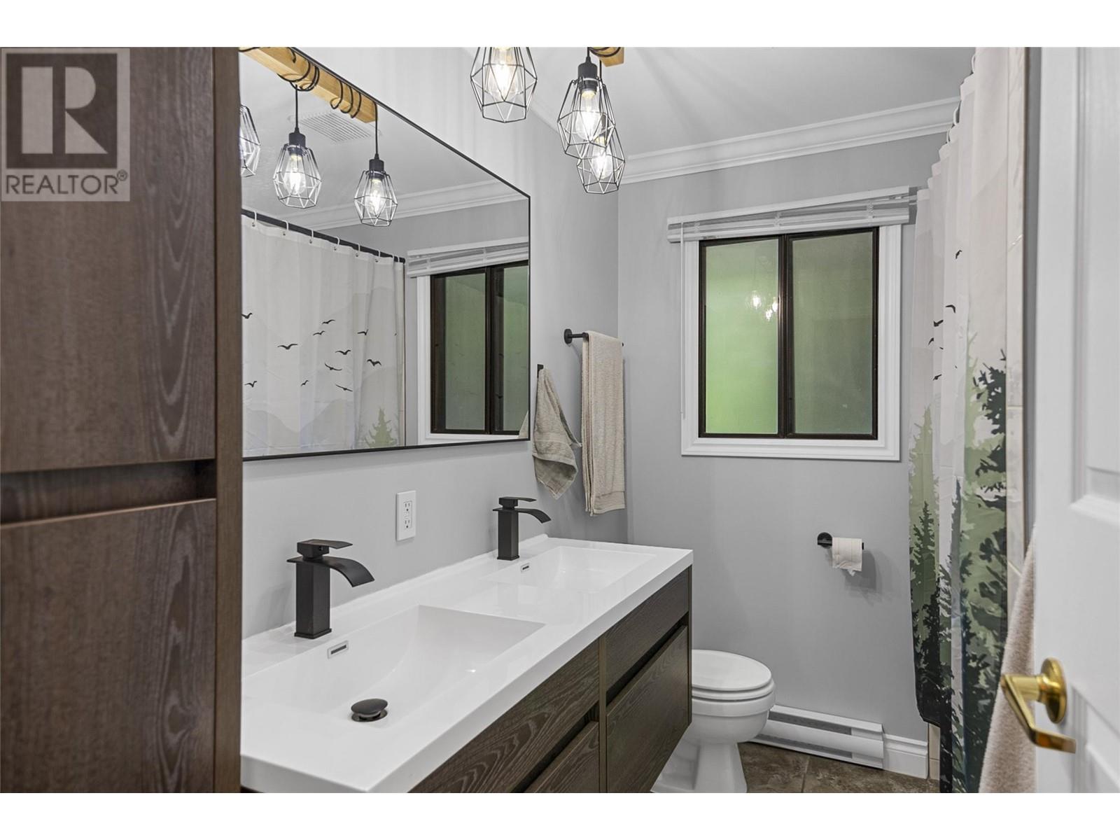 1640 Galt Crescent, Revelstoke