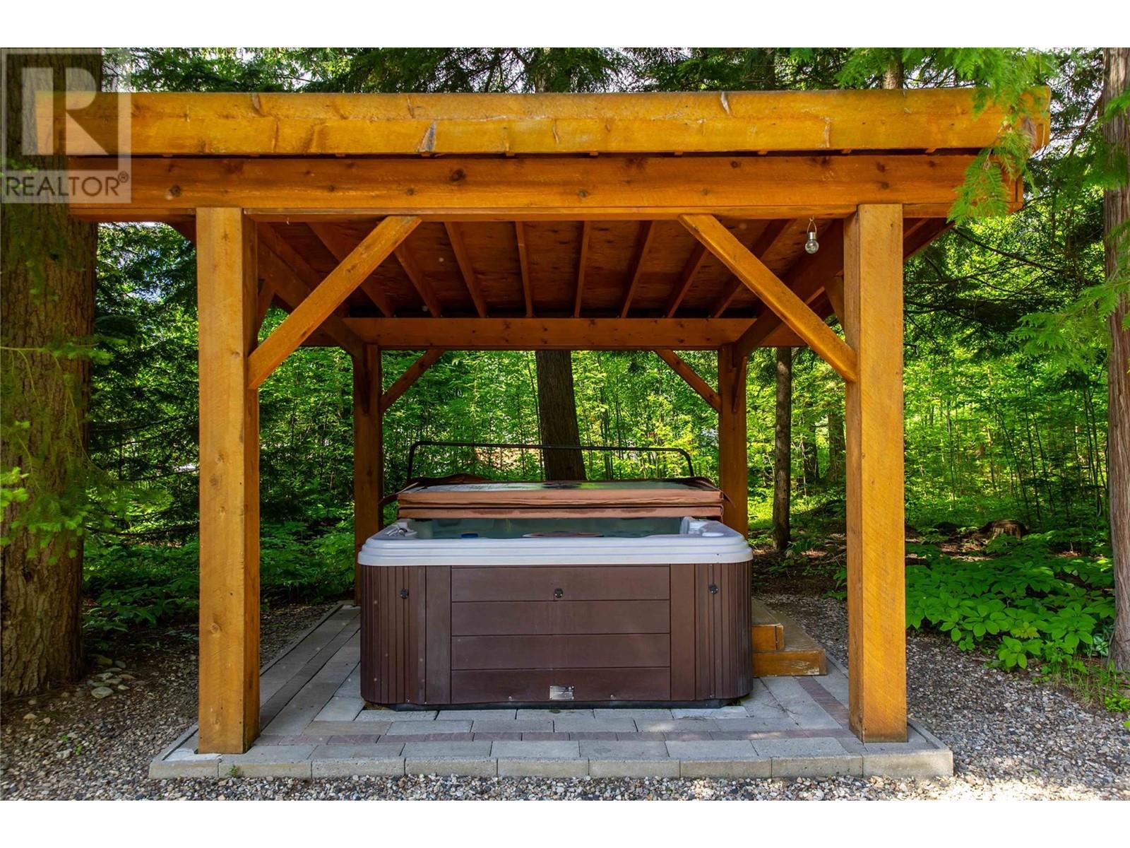 1640 Galt Crescent, Revelstoke