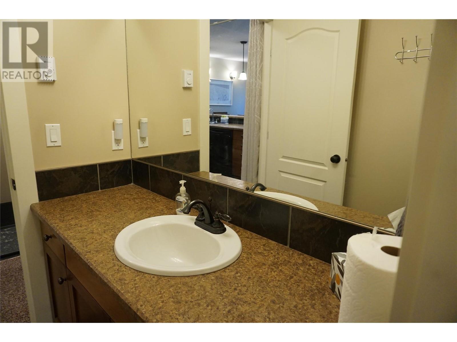 7337 Prospector Avenue Unit# 603, Radium Hot Springs