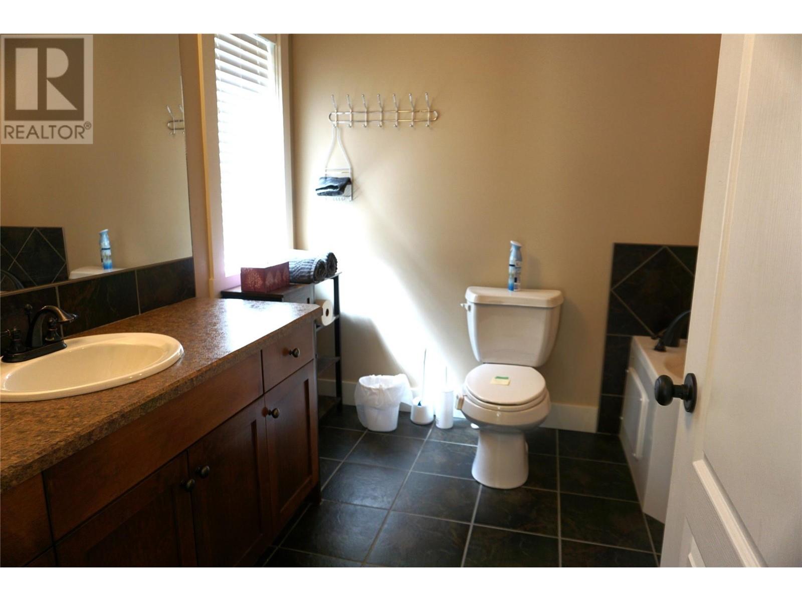 7337 Prospector Avenue Unit# 603, Radium Hot Springs