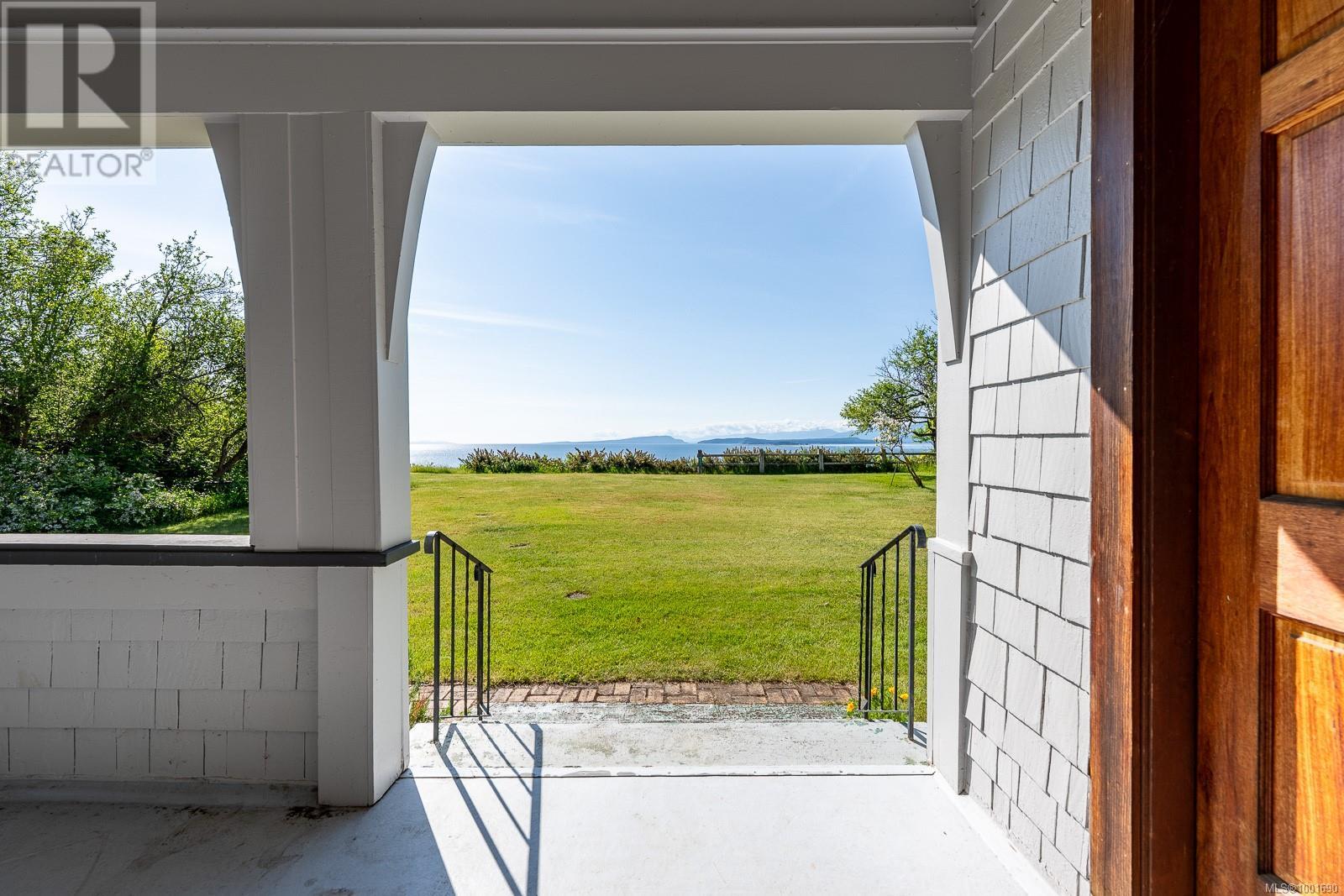 965 Balmoral Rd, Comox