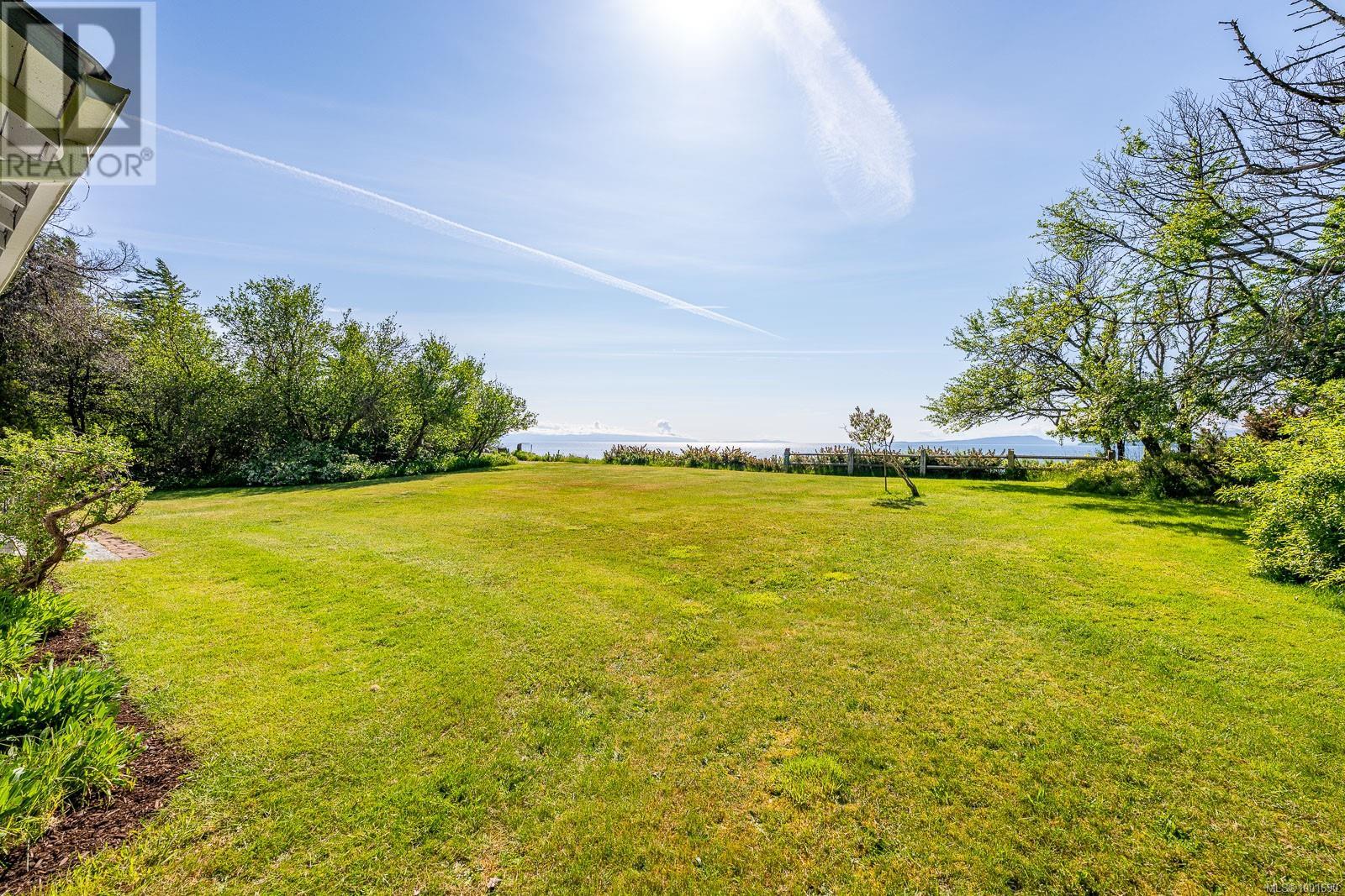 965 Balmoral Rd, Comox
