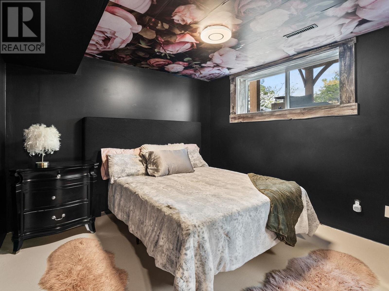  858 Douglas Road, West Kelowna