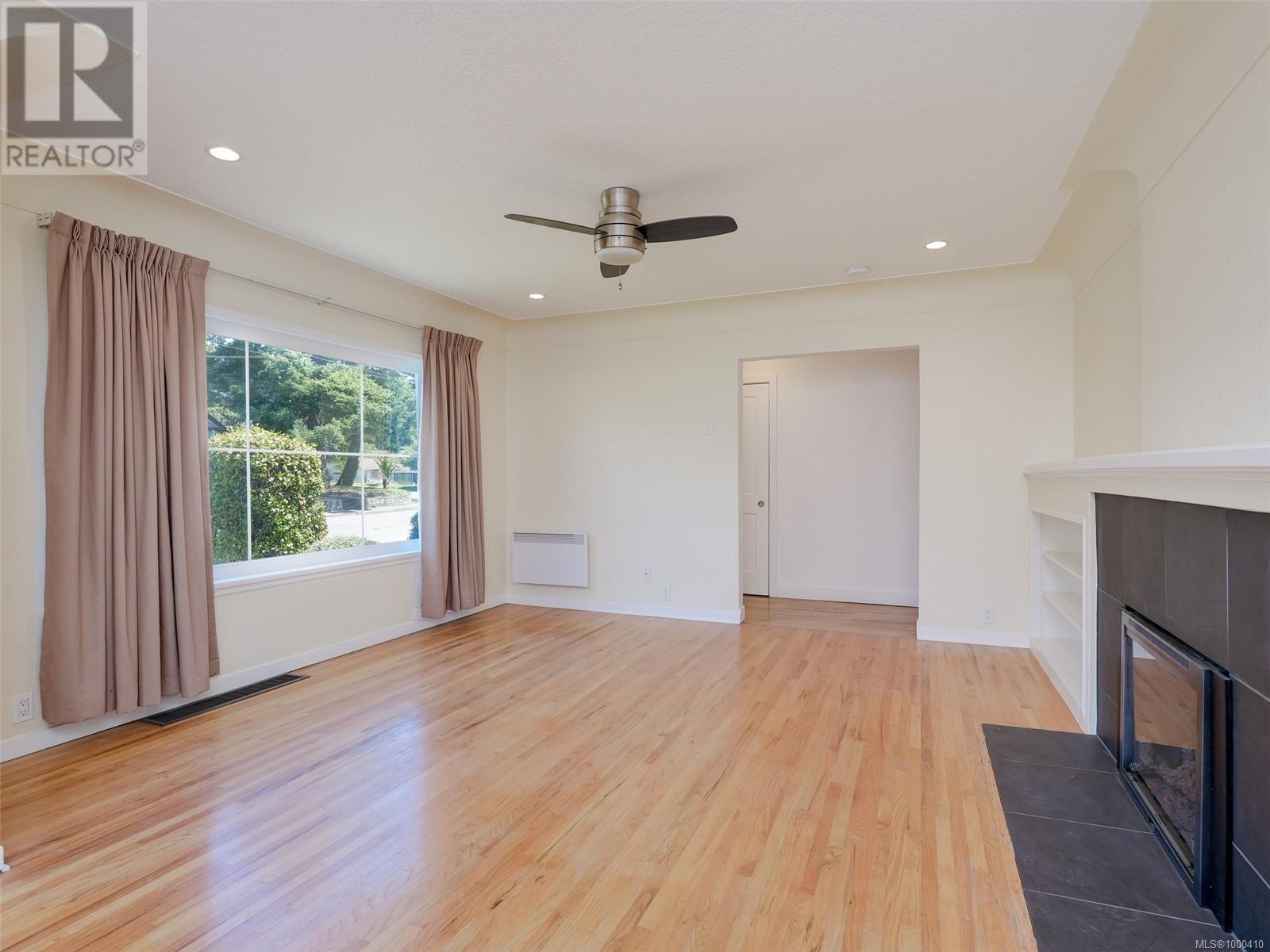  3856 Carey Road, Saanich