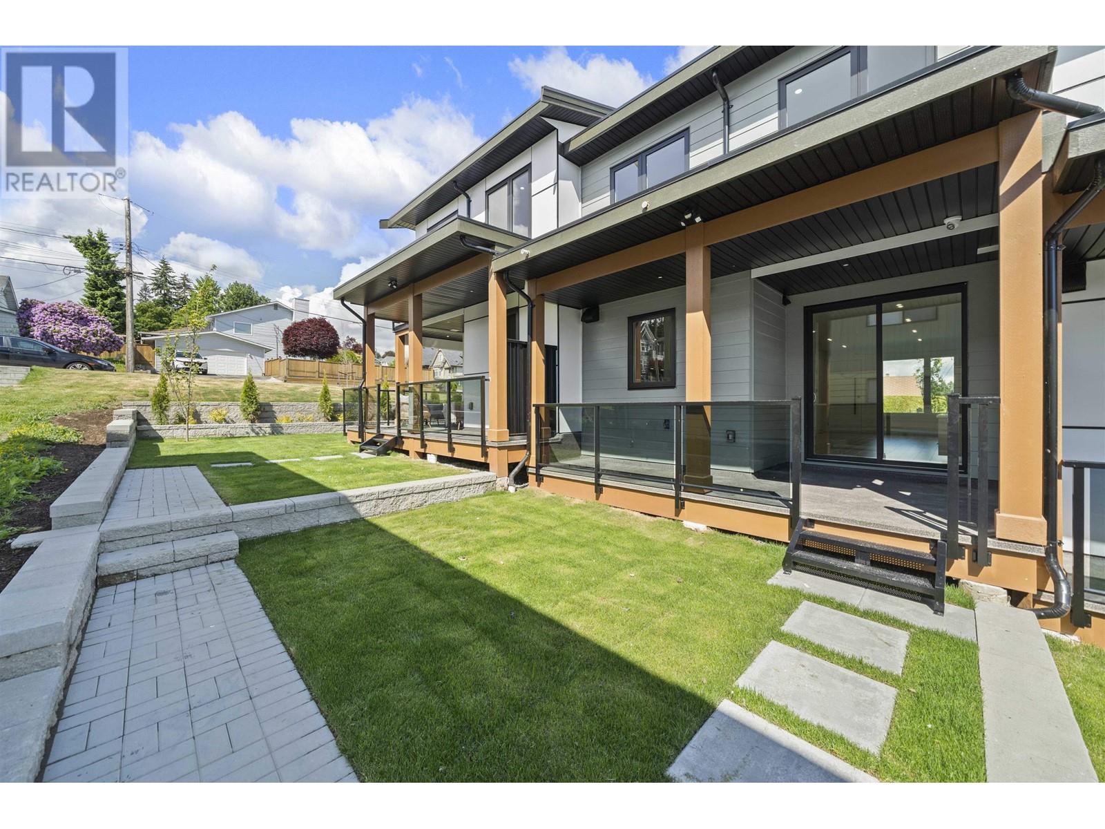 2 314 NELSON STREET, Coquitlam