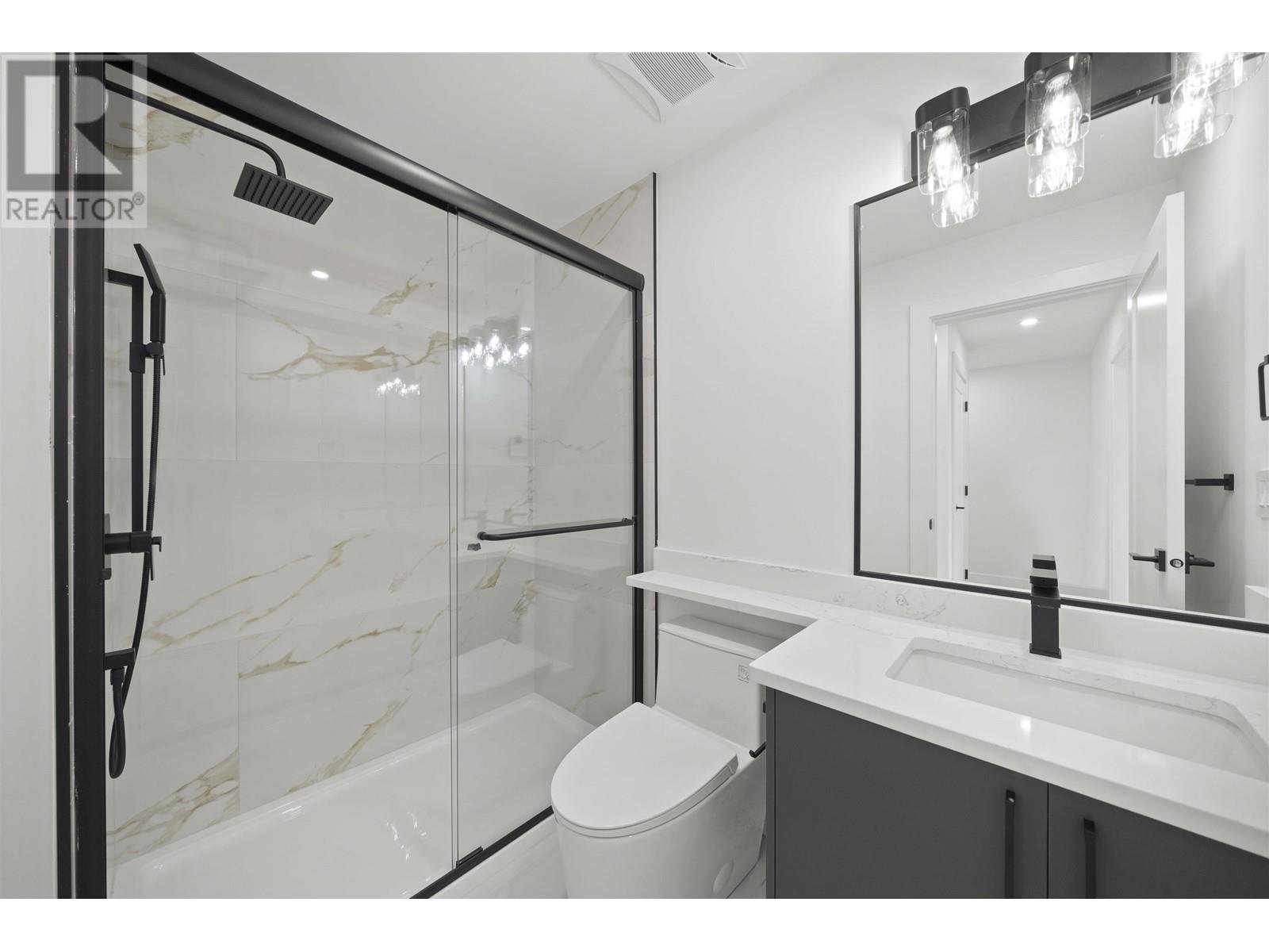 2 314 NELSON STREET, Coquitlam