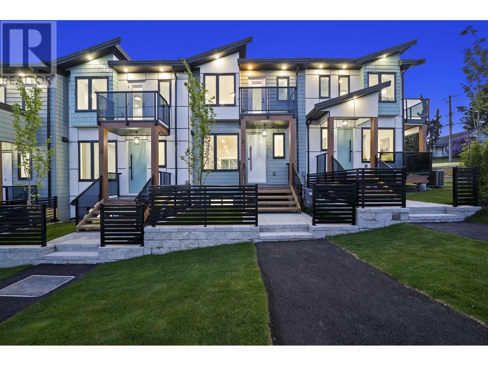 2 314 NELSON STREET, Coquitlam