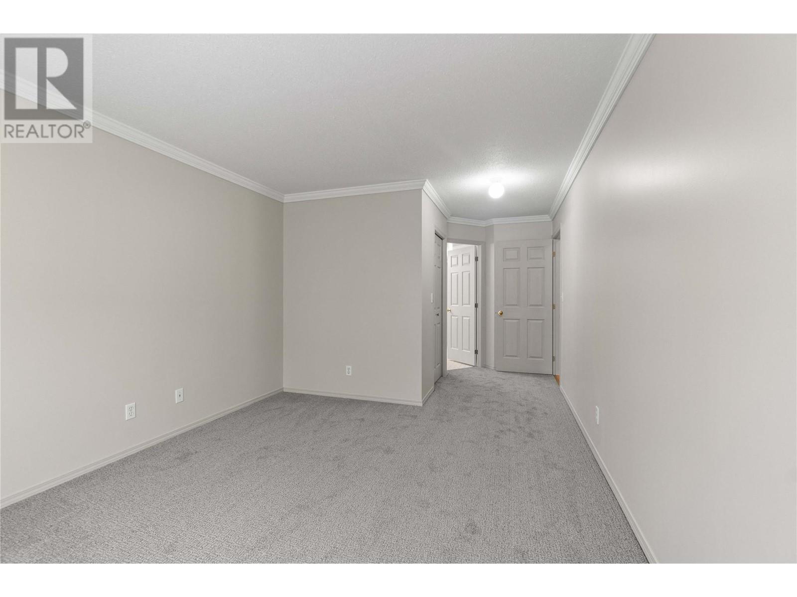 110 251 6 Street Southeast, Salmon Arm