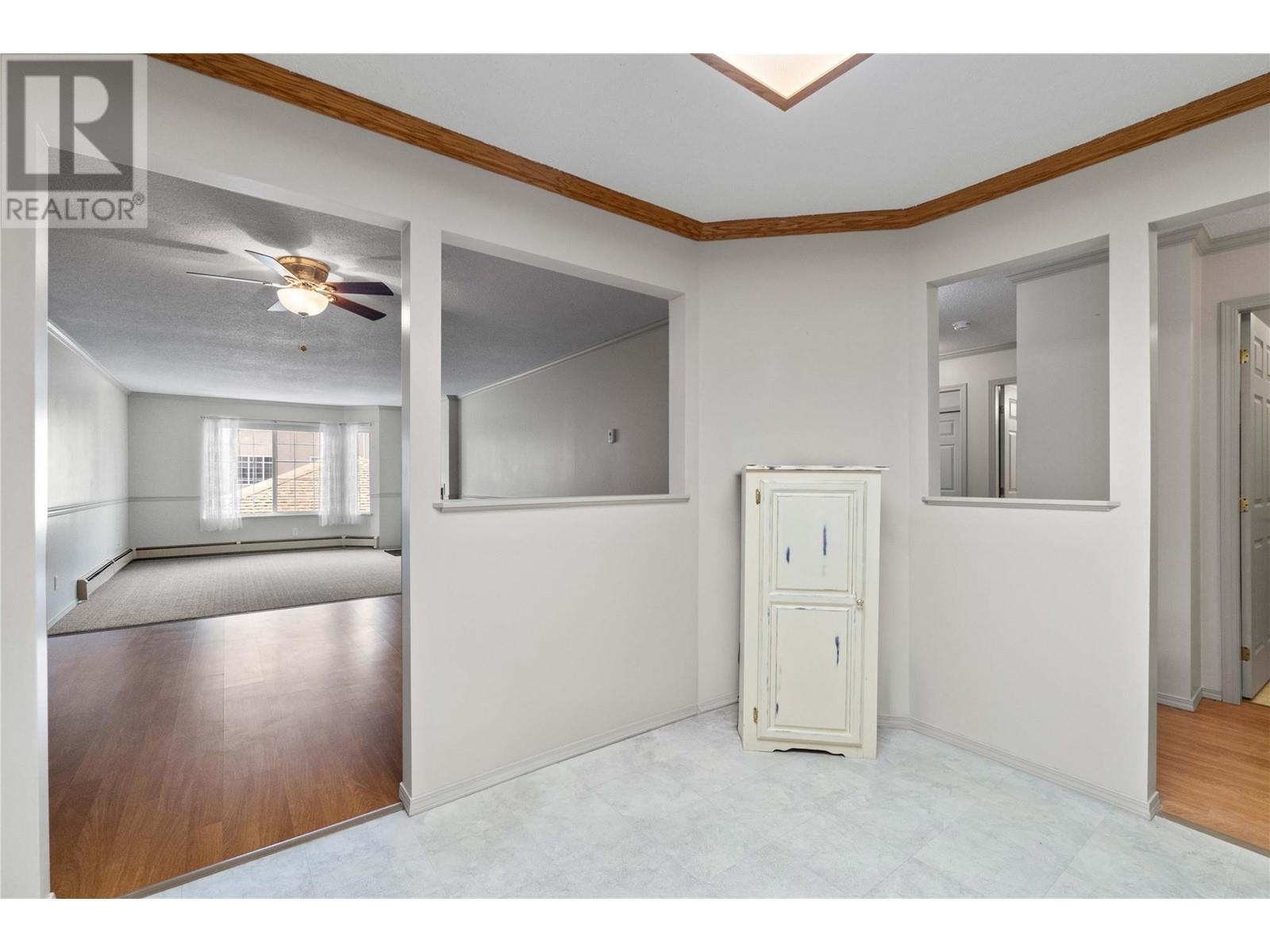 110 251 6 Street Southeast, Salmon Arm