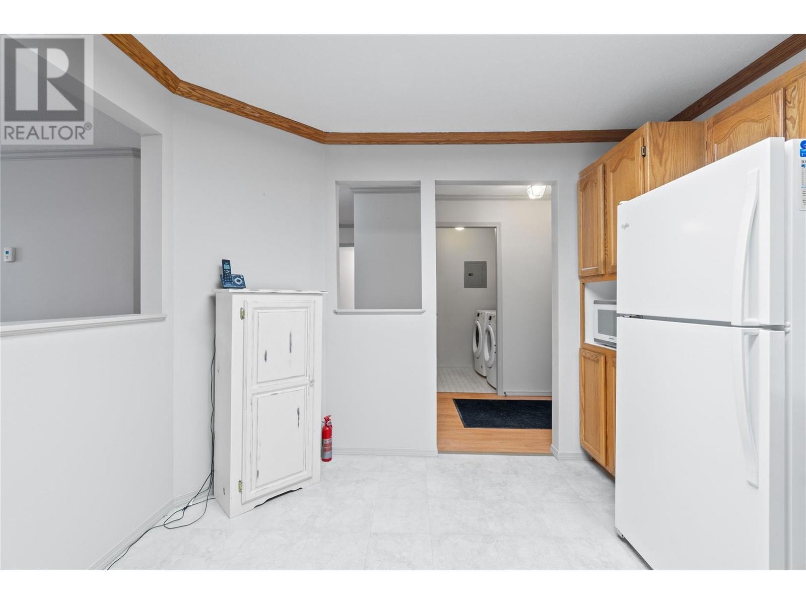 110 251 6 Street Southeast, Salmon Arm
