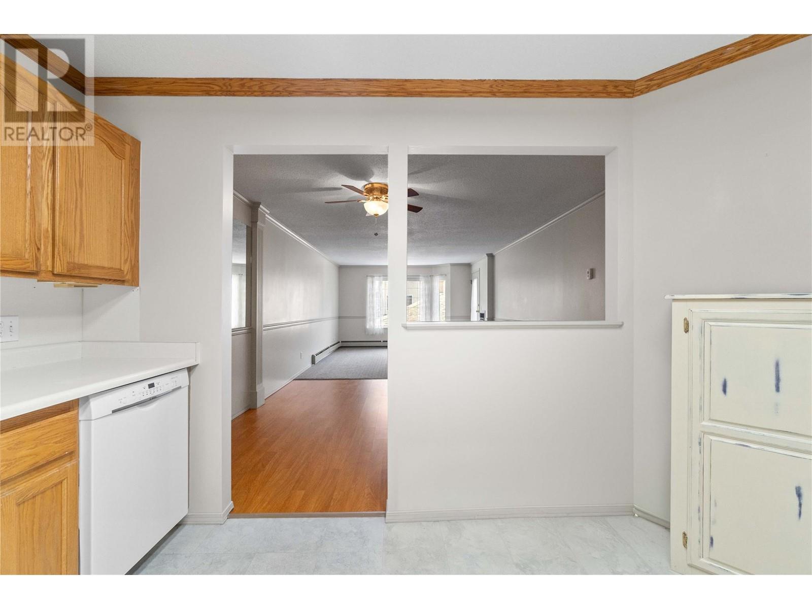 110 251 6 Street Southeast, Salmon Arm